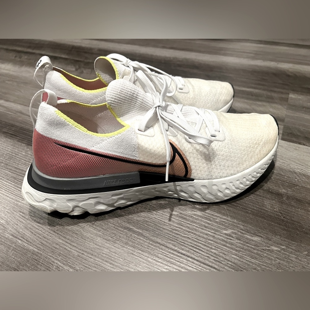 Men’s Nike Infinity Run Size 13